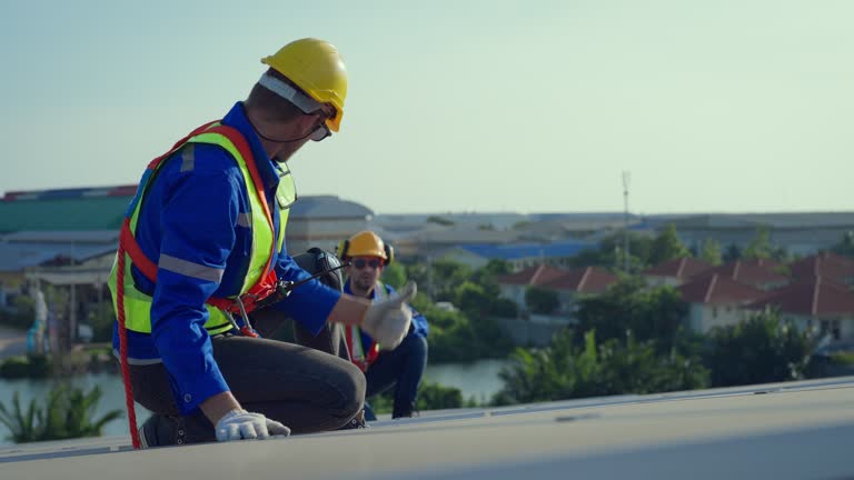 Best Roof Installation  in Clintwood, VA